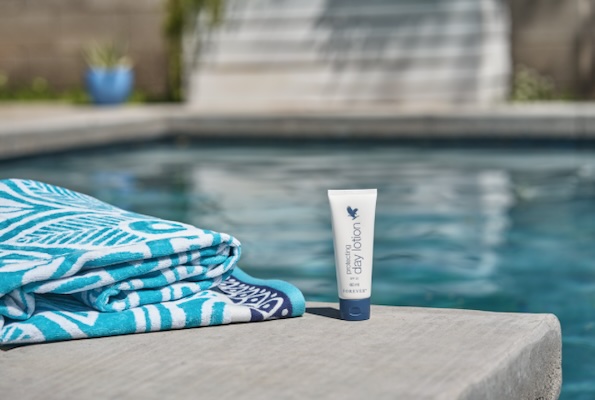 Crème de Jour SPF 20 (Protecting Day Lotion SPF 20) – Image 2