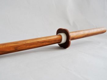 BOKKEN en bois de chêne rouge KAMIKAZE Prix : 36,00 euros