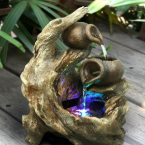 Fontaine avec cruche et LED