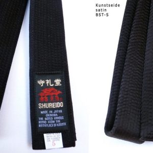 Ceinture noire de karaté en soie ou coton Shureido Prix : 57,00 euros