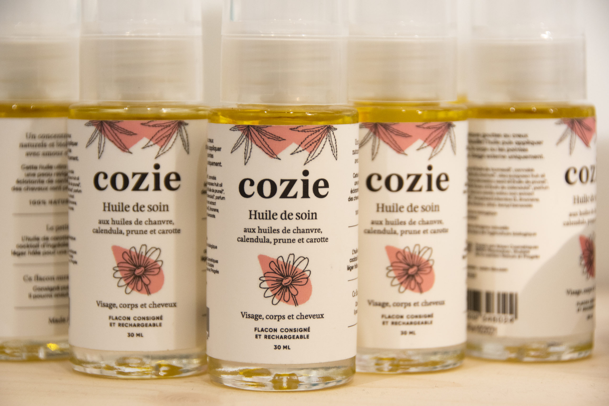 Huile de soin au chanvre, calendula, prune et carotte 30ml