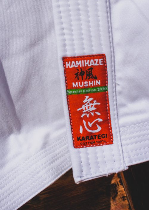 Kimono de karaté Mushin Special edition 2020 Kamikaze Prix : 109,00 euros – Image 8