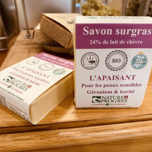 Savon Lait de chèvre géranium et karité – L’apaisant